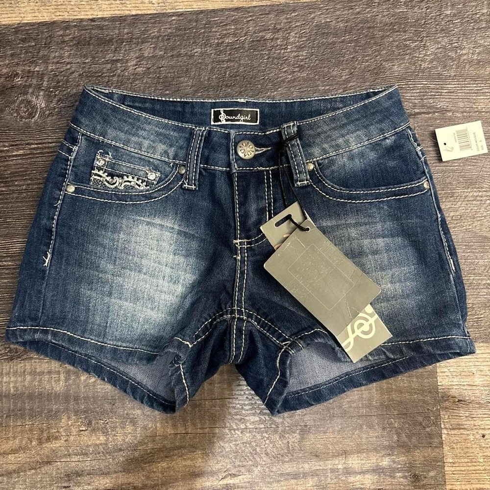 Y2K Soundgirl NWT Embroidered Lace Pocket Denim‎ Shorts Low Rise